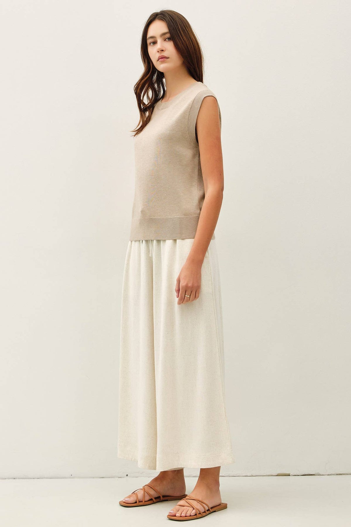 Linen Blend Cropped Pants