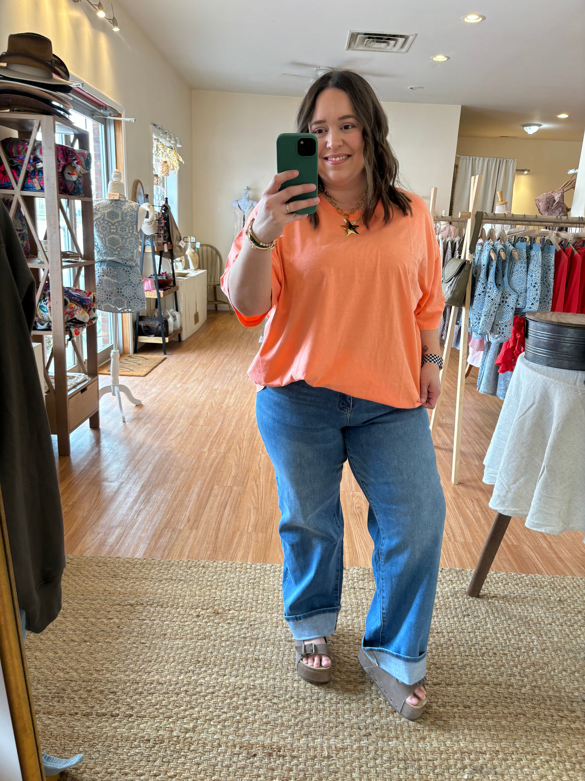 Lived In T-shirt (Regular & Plus Size)