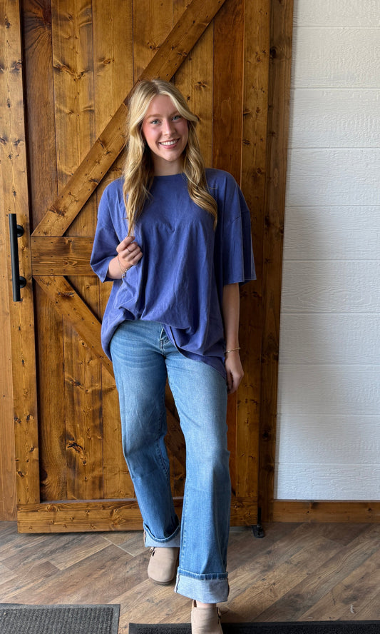 Lived In T-shirt (Regular & Plus Size)