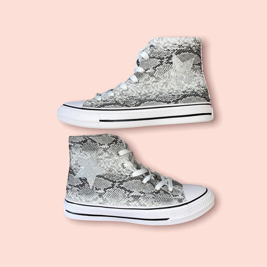 Sky sneaker