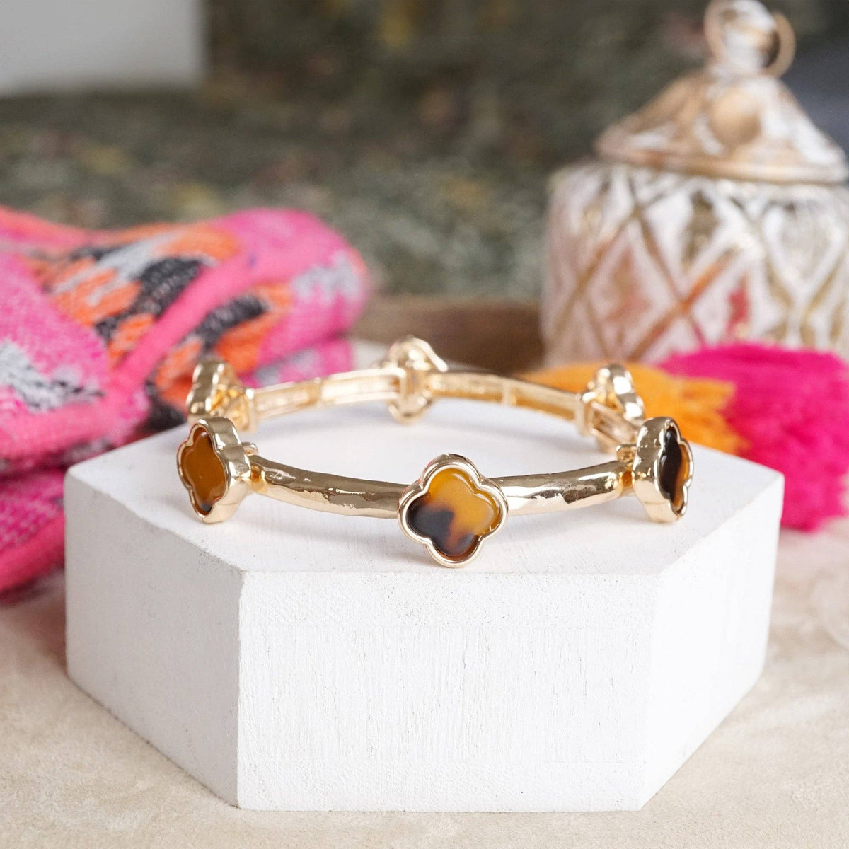 Clover Stretchy Bangle Bracelet – White